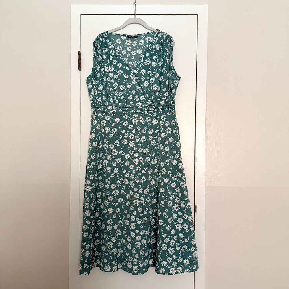 BloomChic Teal Floral Midi Dress